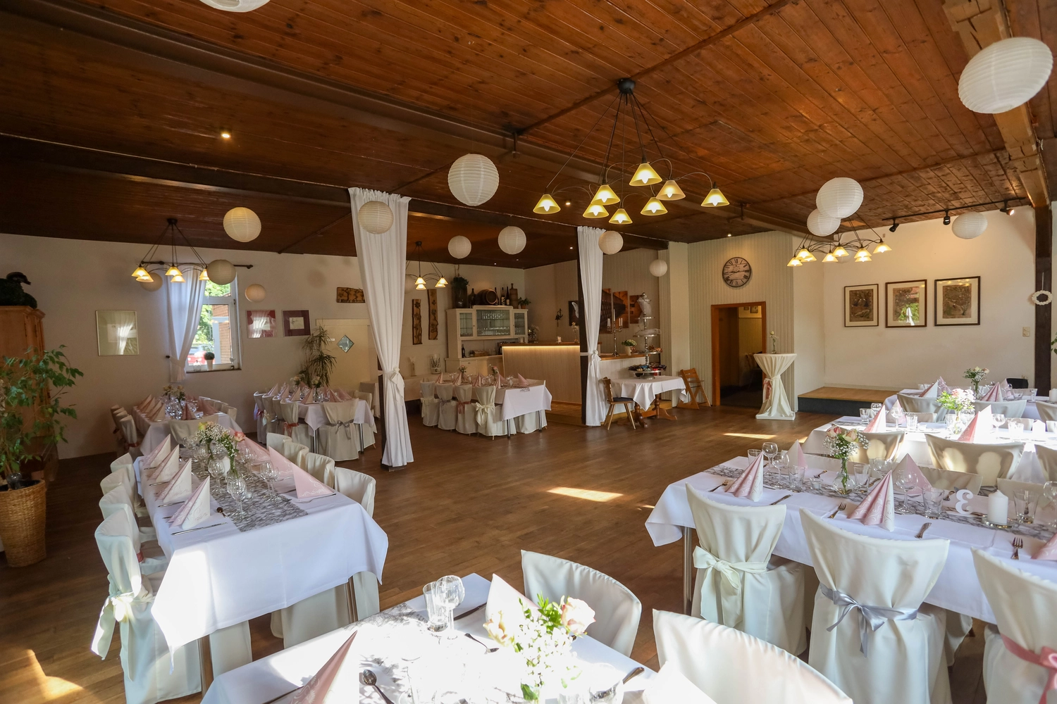 Wegeners Landhaus UG - Hotel & Restaurant - Innenrestaurant